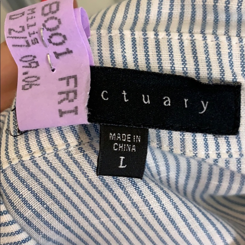 button up - Picture 3 of 4